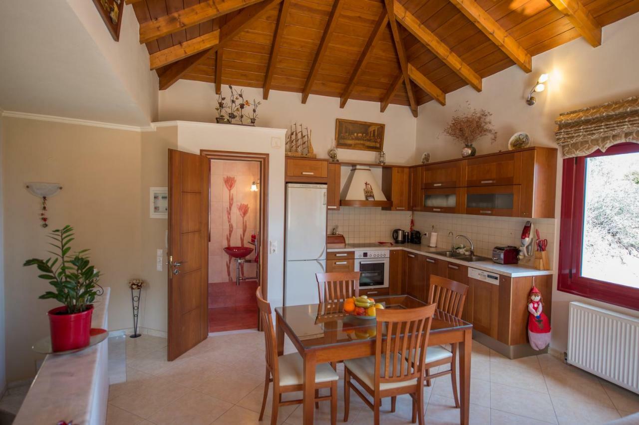 ניאה אפידאורוס Irene'S Comfort Villa מראה חיצוני תמונה